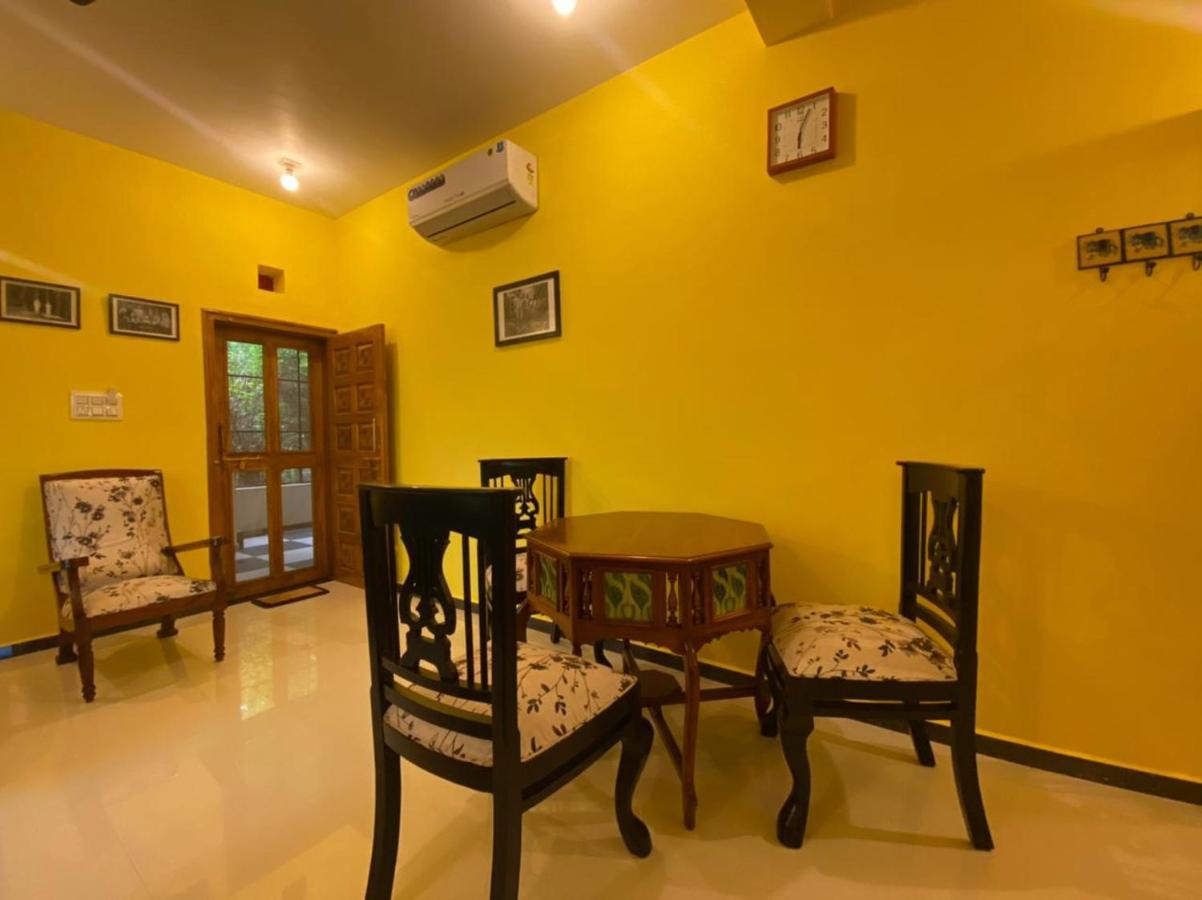 Sharad Baug Homestay Bhuj Exteriör bild