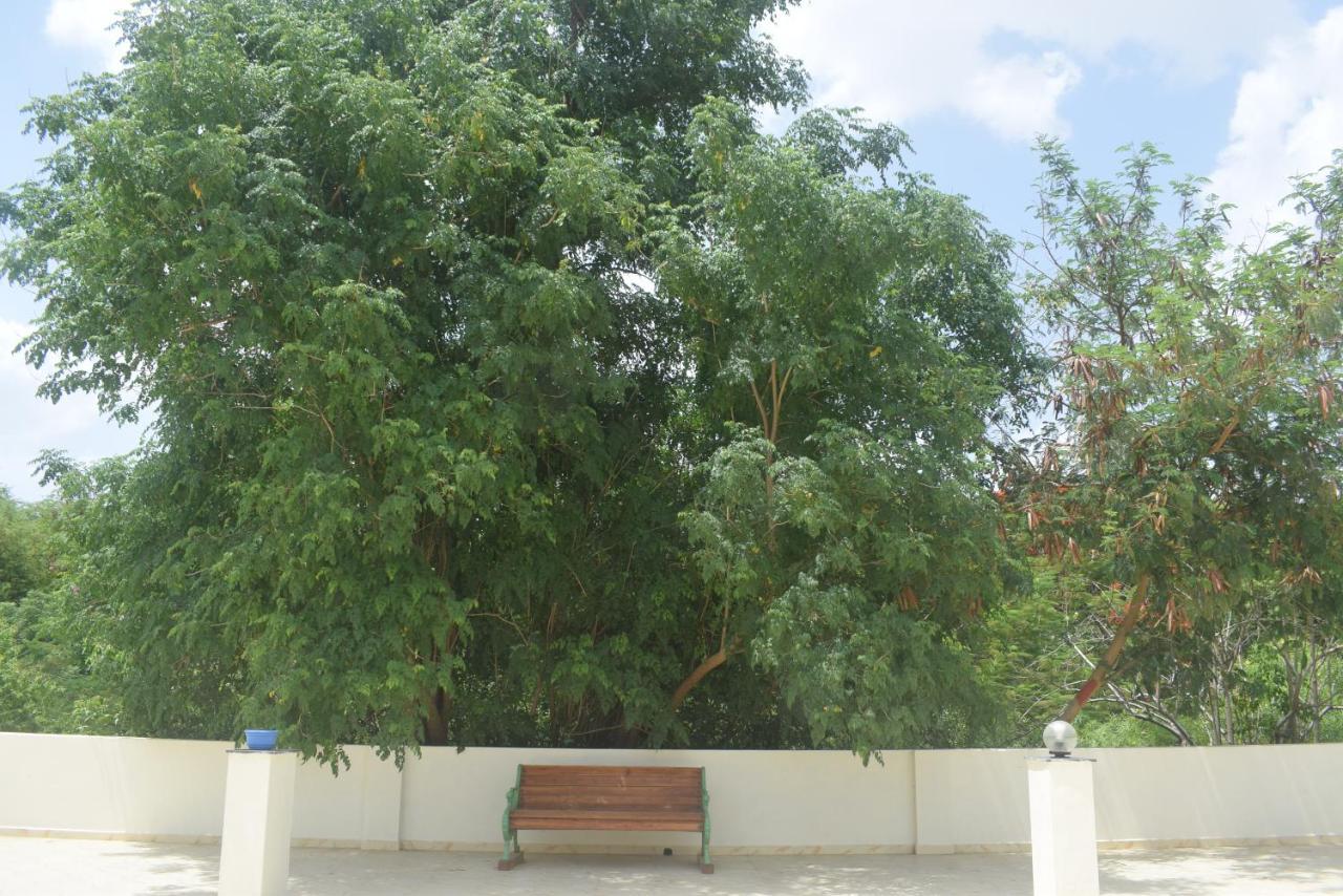 Sharad Baug Homestay Bhuj Exteriör bild