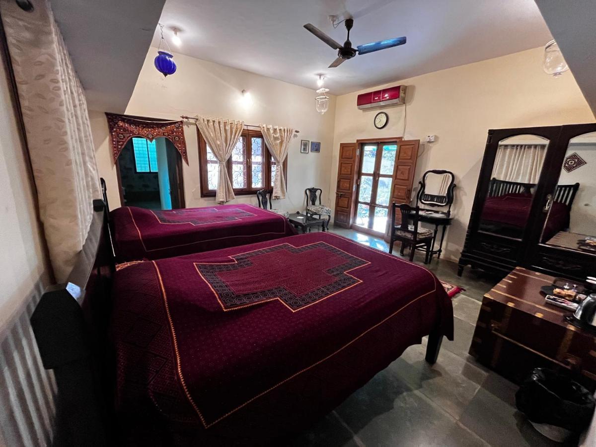 Sharad Baug Homestay Bhuj Exteriör bild