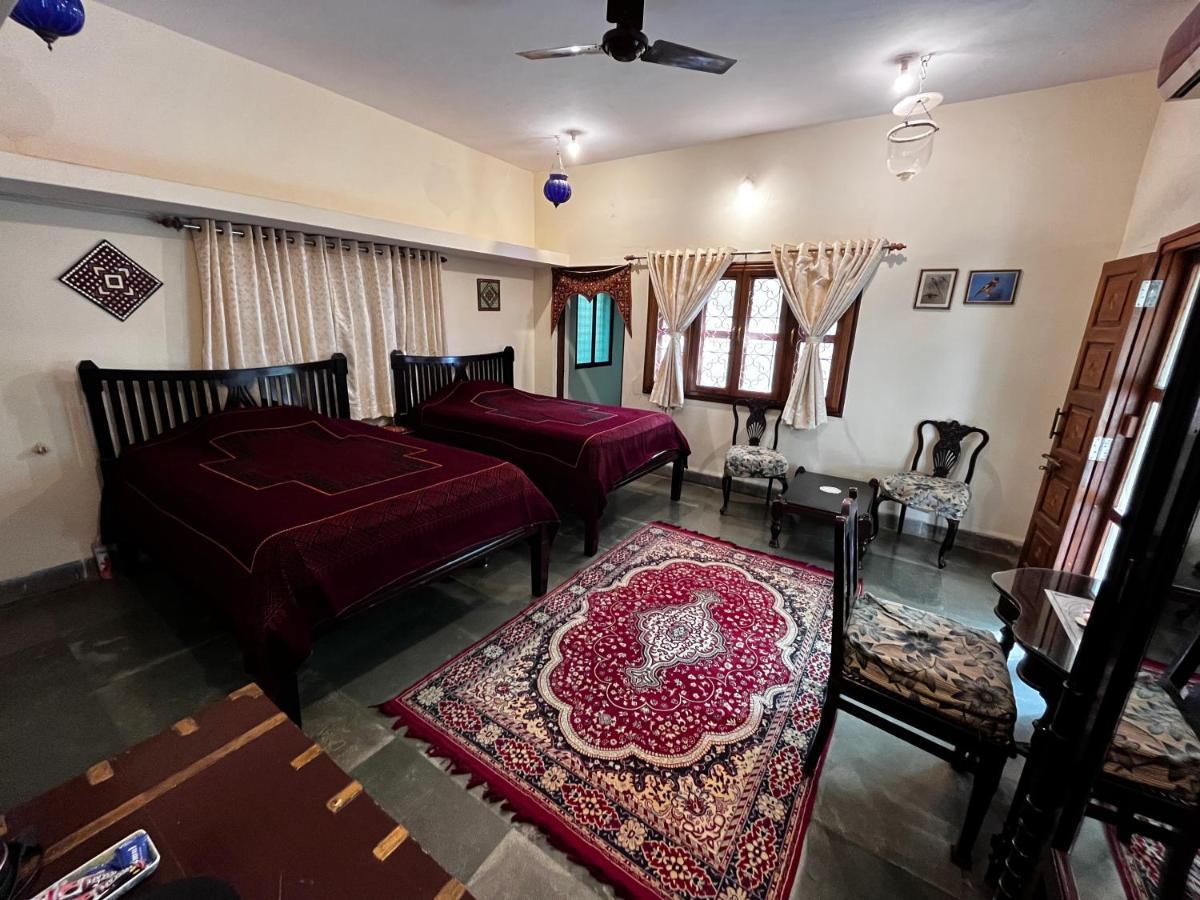 Sharad Baug Homestay Bhuj Exteriör bild
