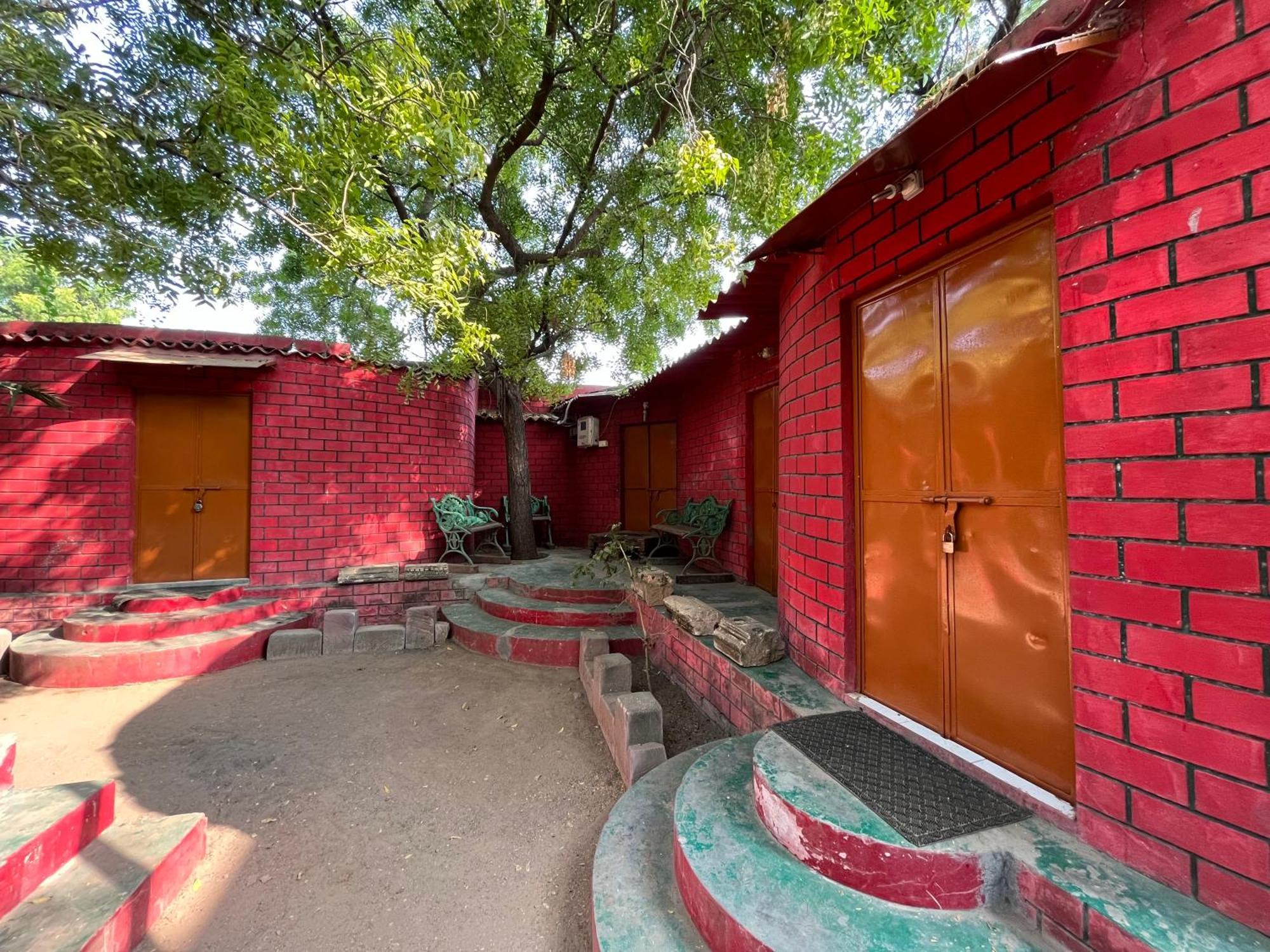 Sharad Baug Homestay Bhuj Exteriör bild