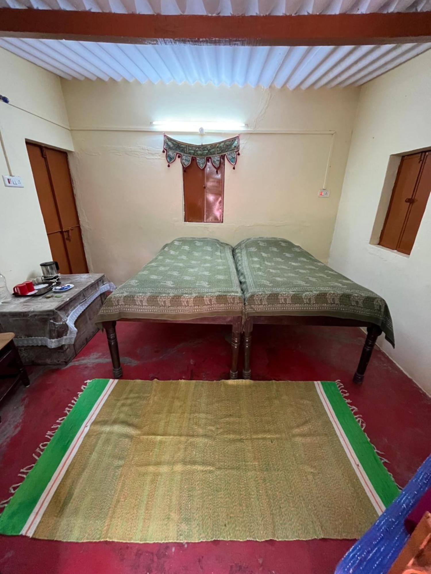 Sharad Baug Homestay Bhuj Exteriör bild