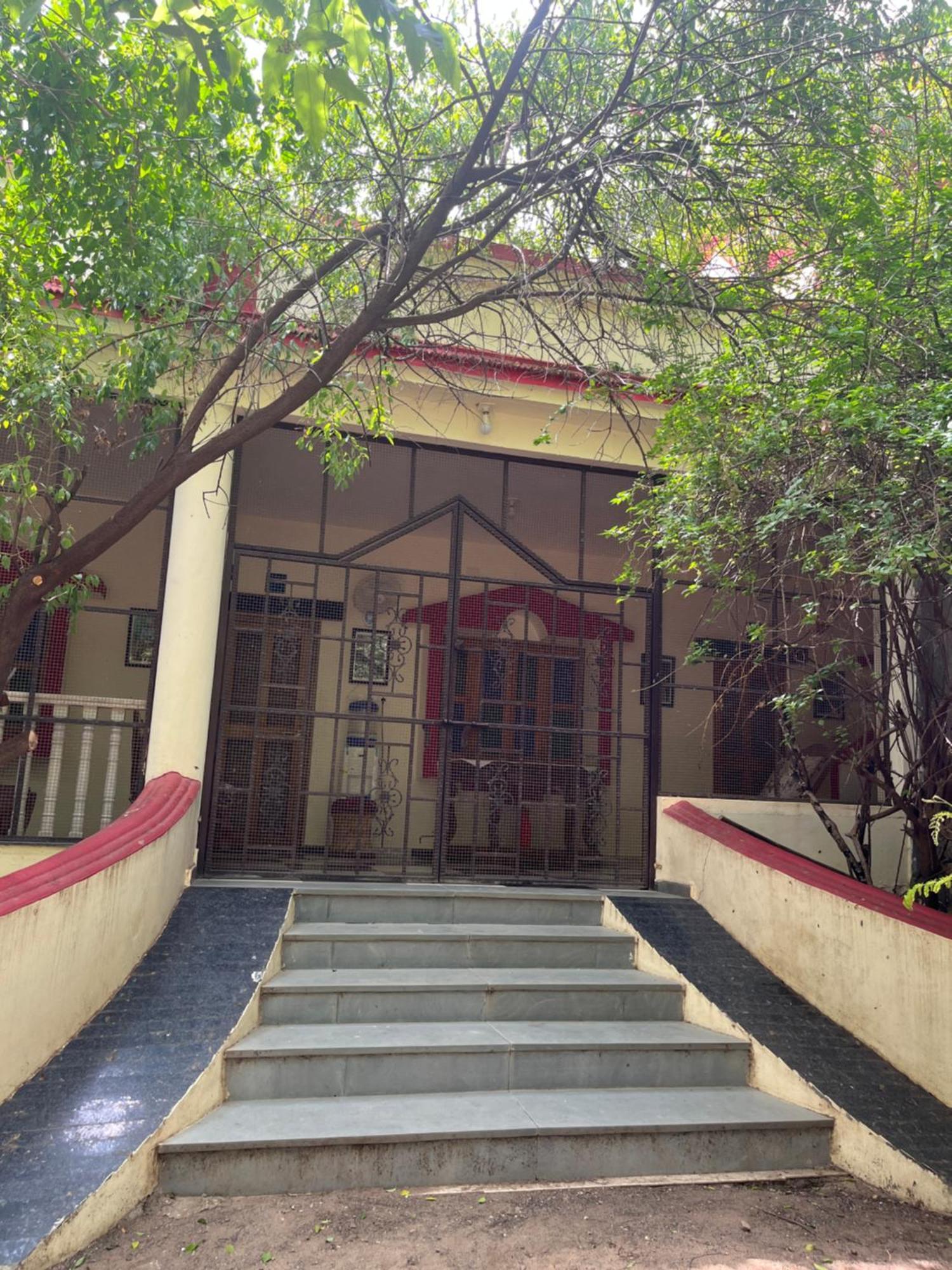 Sharad Baug Homestay Bhuj Exteriör bild